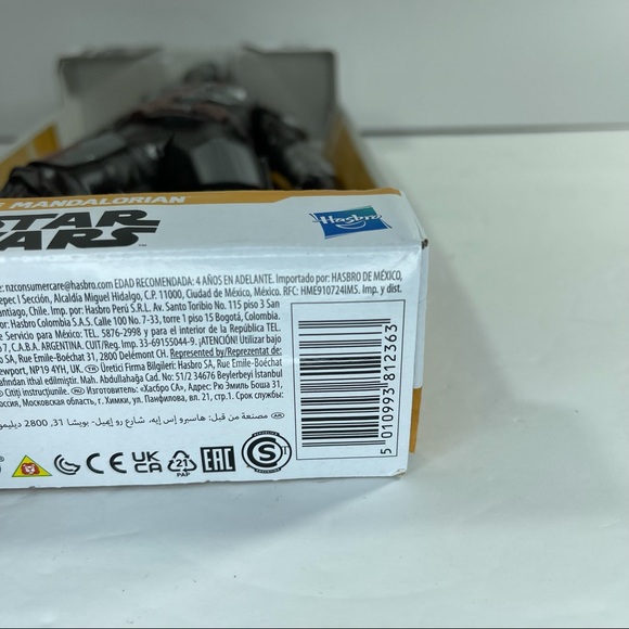 THE MANDALORIAN 9" action figure Star Wars Disney Hasbro 2021 age 4+ NEW - Picture 11 of 12
